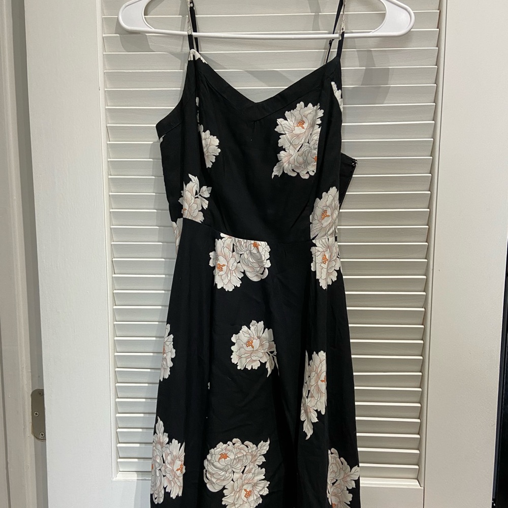 Black V-Neck Floral Dress
